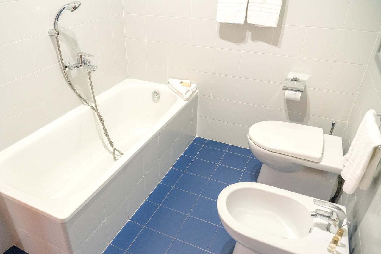 Darsena Apartment Genoa Luaran gambar