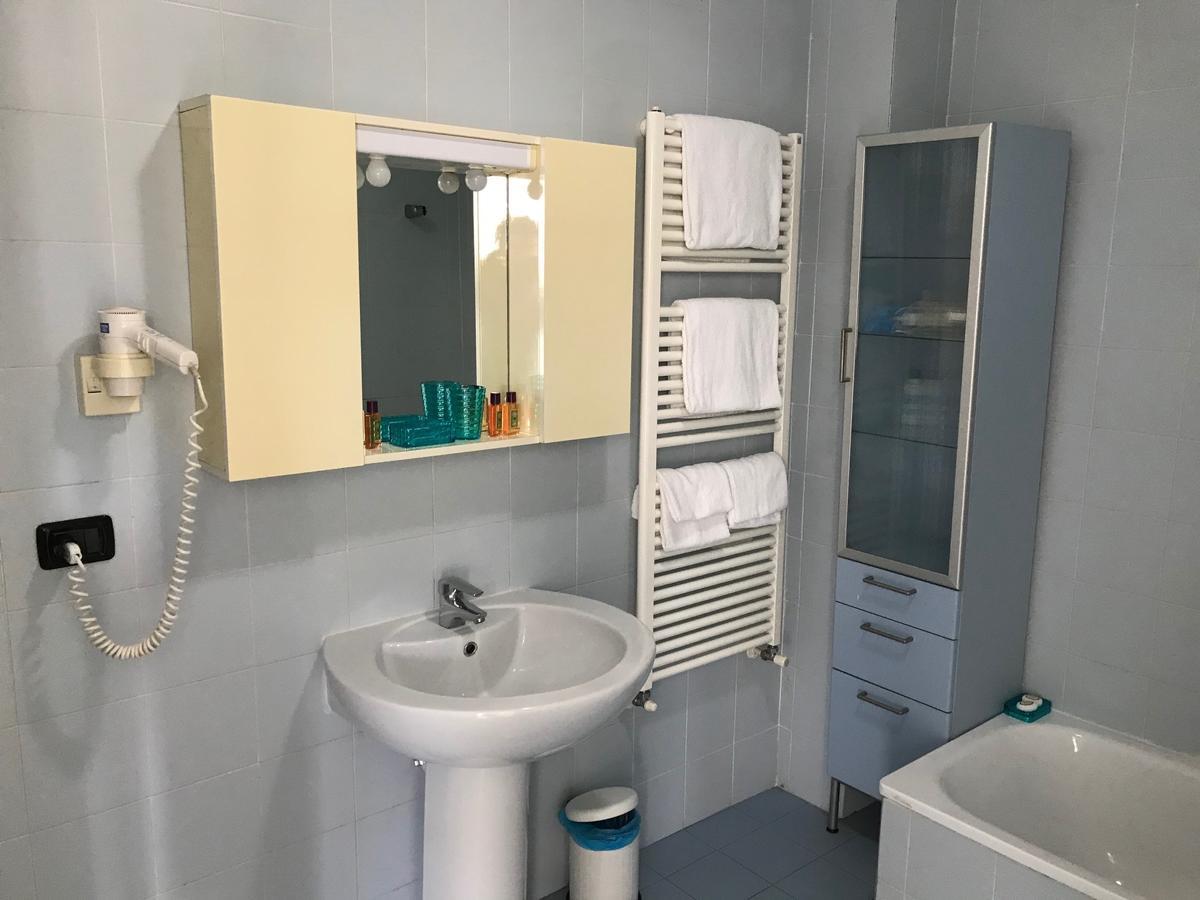 Darsena Apartment Genoa Luaran gambar